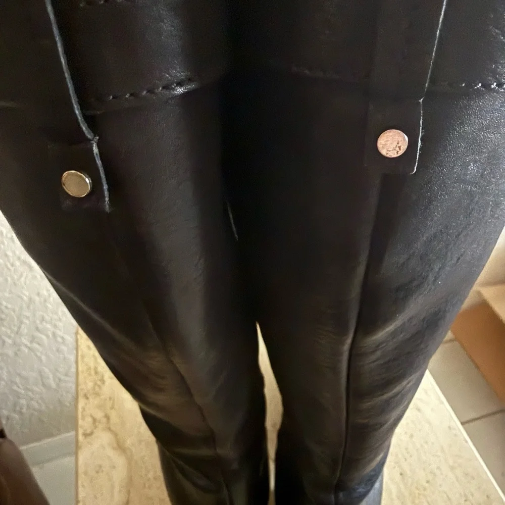 AUTHENTIC DIOR Black Leather Knee-High Boots - Picture 4 of 12